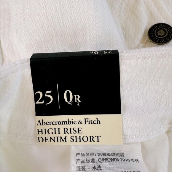 NWT Abercrombie and Fitch shorts - Picture 4 of 8